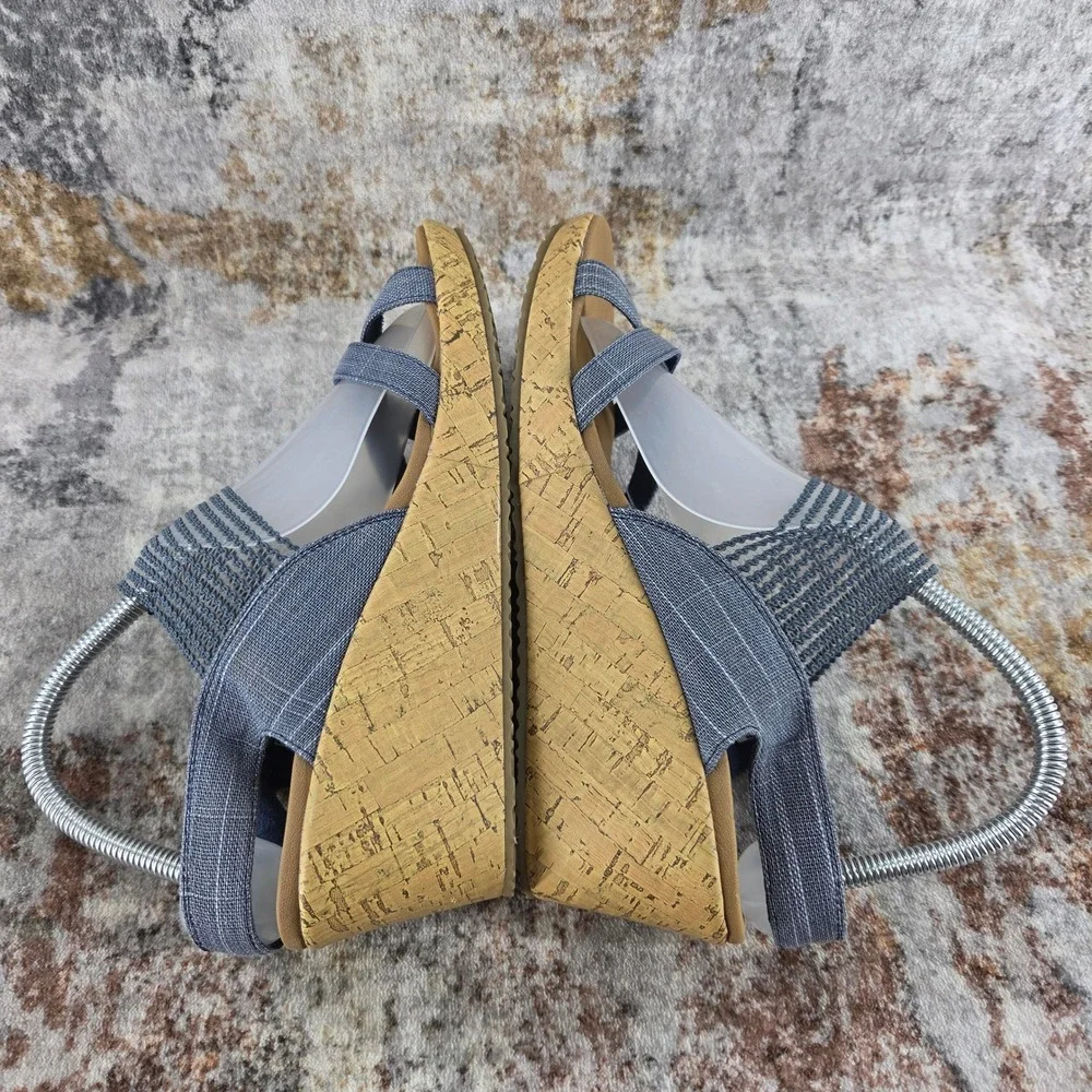 Skechers Beverlee High Tea Wedge Sandals Women 9.5 Blue Denim Elastic Strap Cork